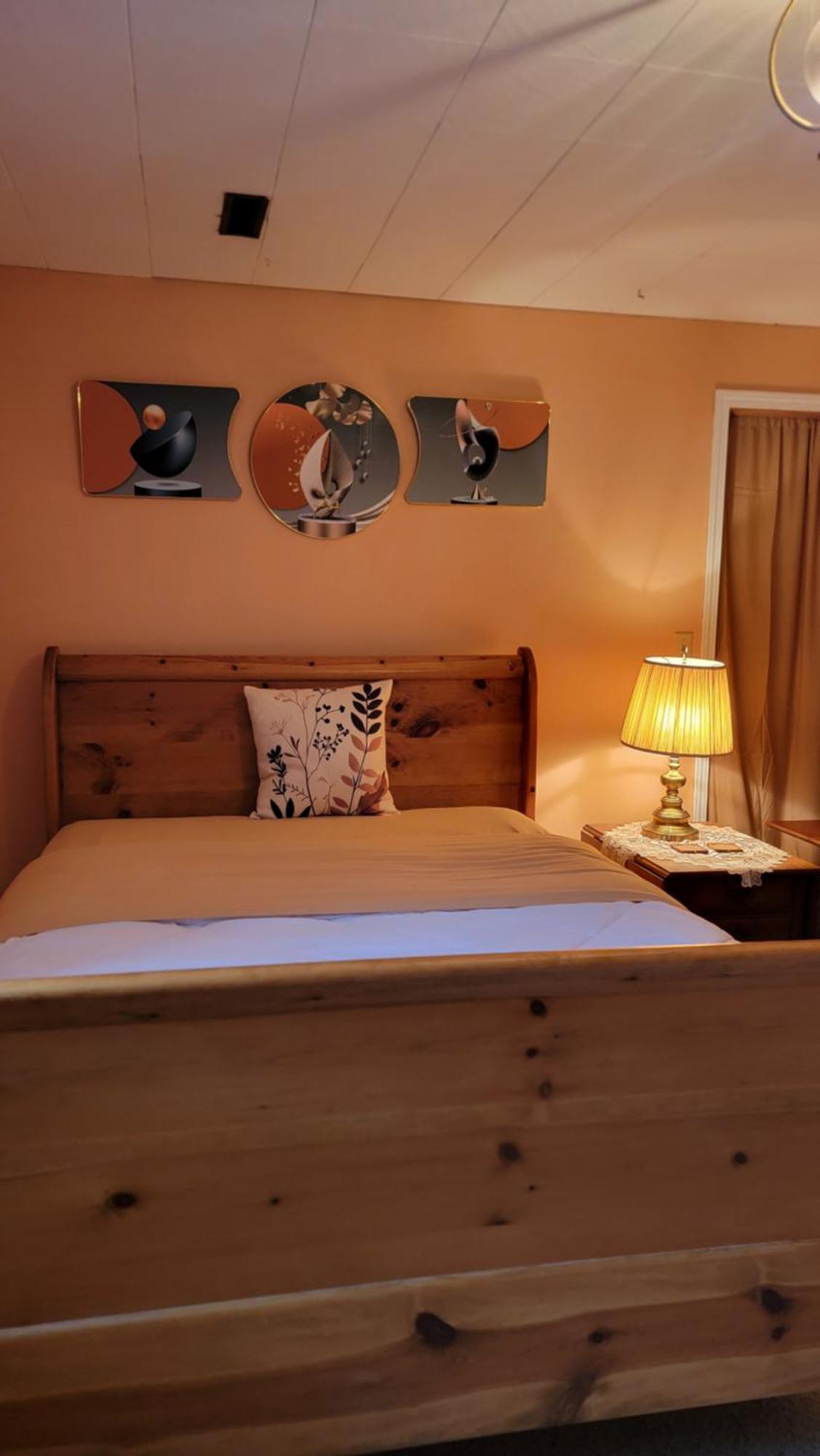 Charming - 2 Bedrooms Suite, 1 Full Bath & Family Room קמלופס מראה חיצוני תמונה