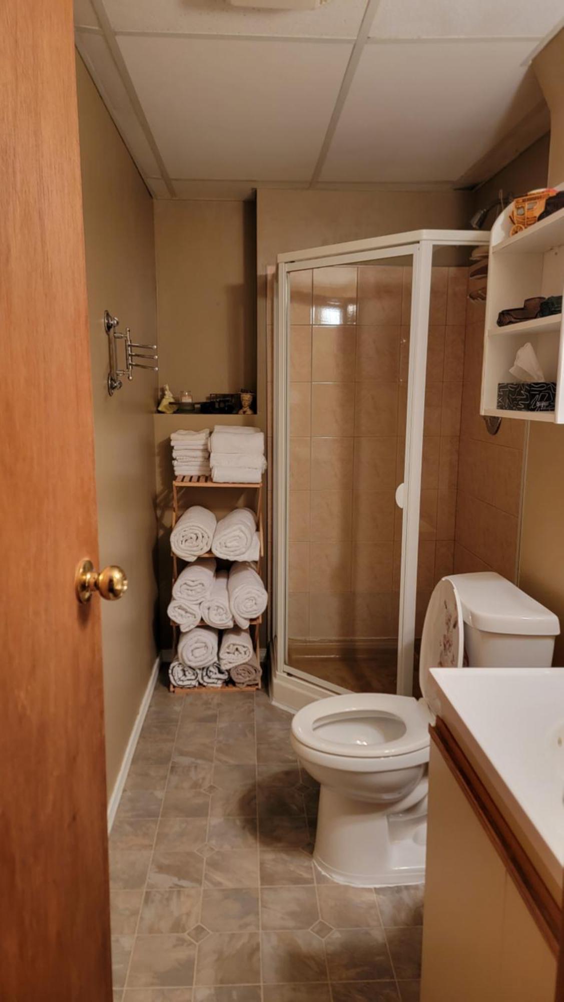 Charming - 2 Bedrooms Suite, 1 Full Bath & Family Room קמלופס מראה חיצוני תמונה